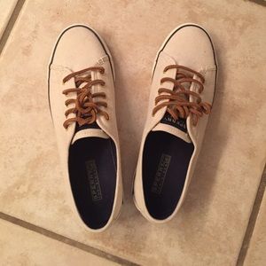 Sperry Sneakers